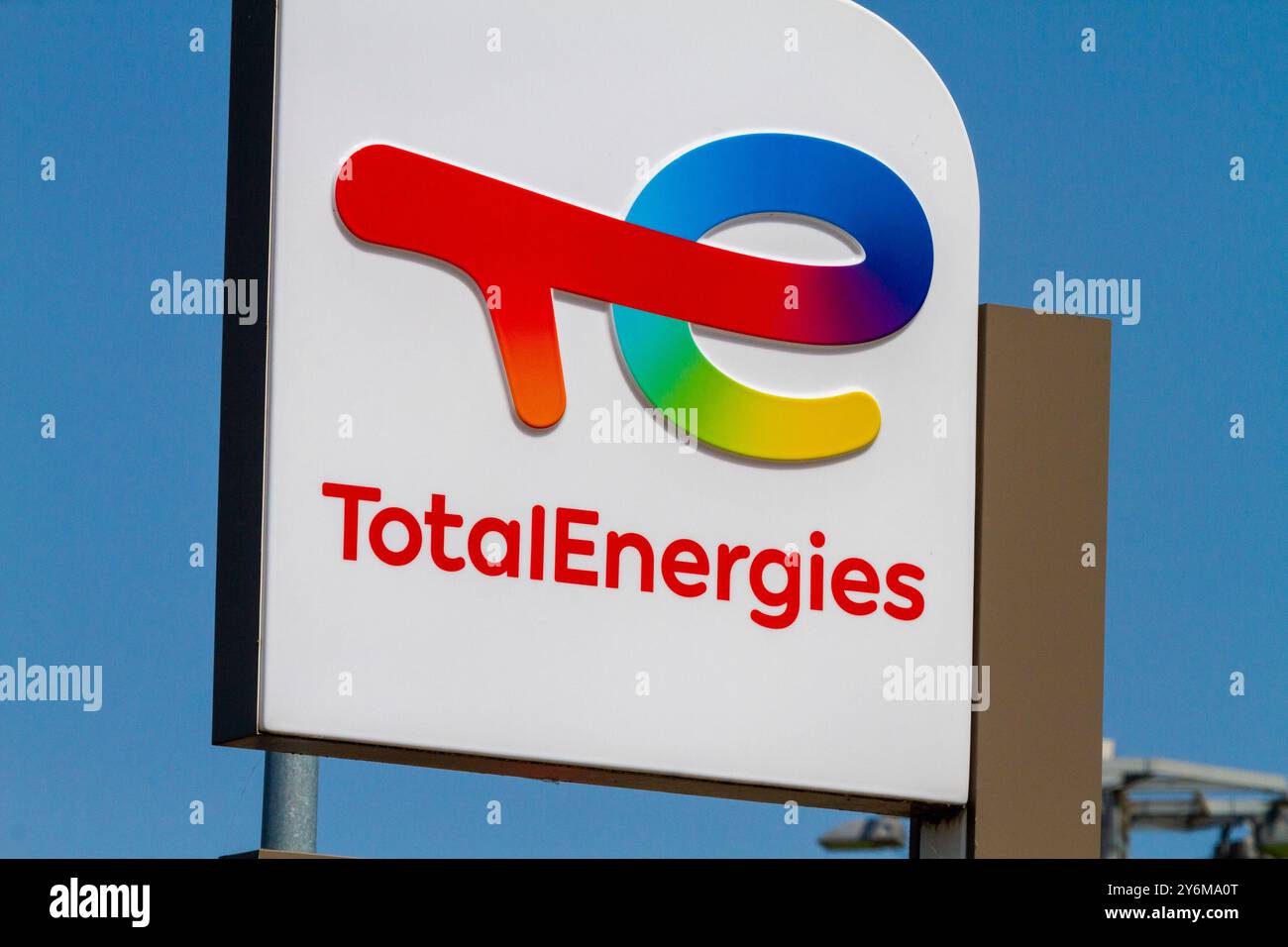France, station-service autoroute.. TotalEnergies Banque D'Images