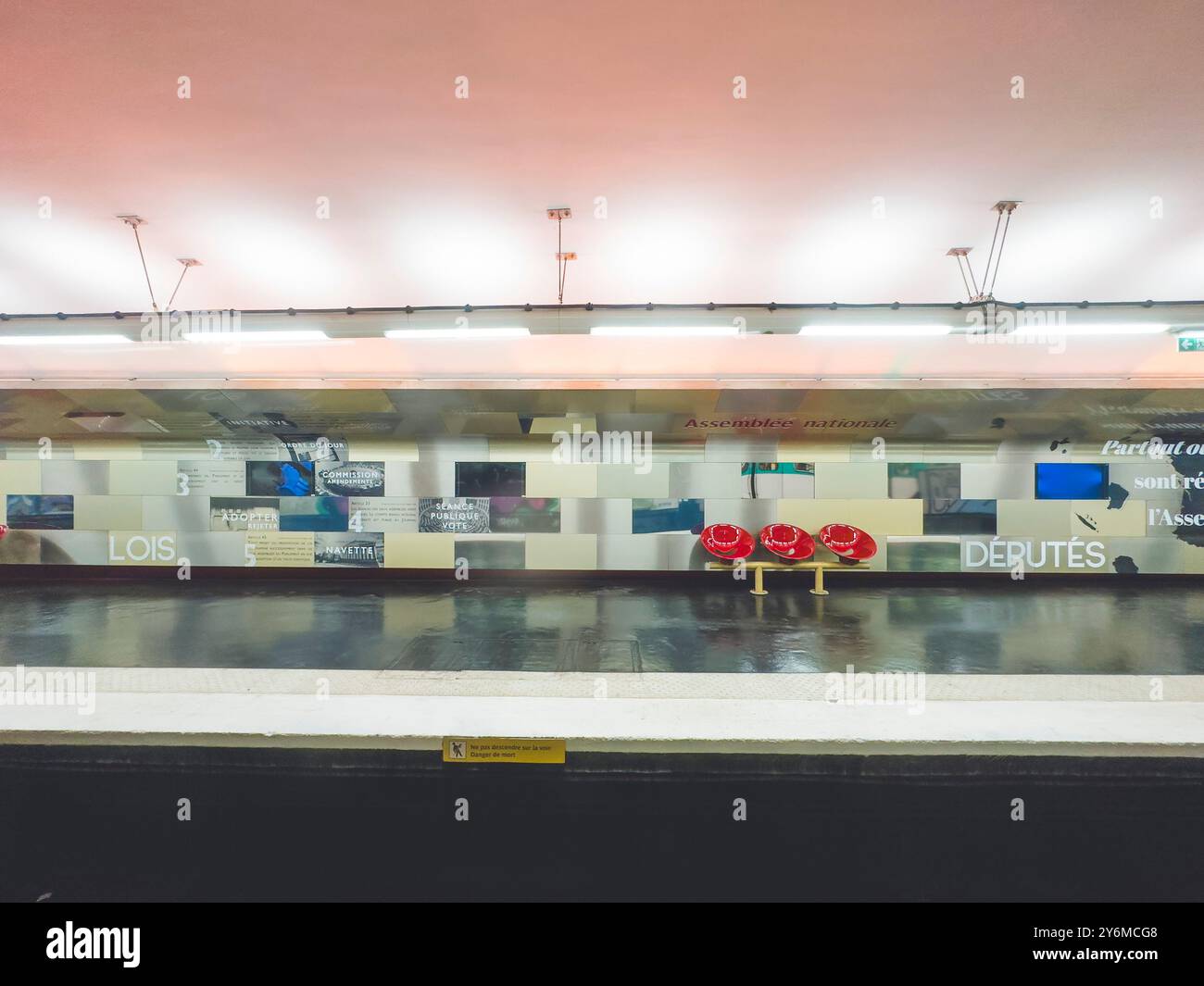 France, ile-de-France, Paris, métro, Assemblée nationale, station Banque D'Images