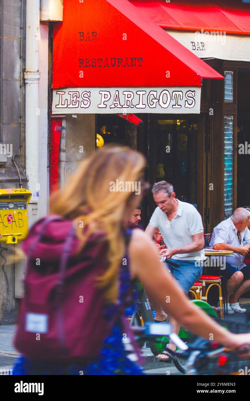 France, Paris. Les Parigots. Bar, restaurant Banque D'Images
