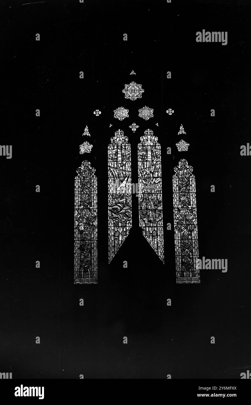 Vitrail (Seamans) Greenhithe Church. 26 avril 1952 Banque D'Images