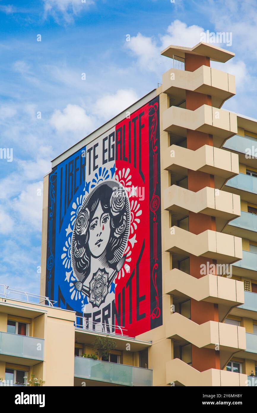 France, Ile-de-France, Paris, 13ème arrondissement, liberté Egalité Fraternité par Shepard Fairey, Boulevard Vincent Auriol Banque D'Images