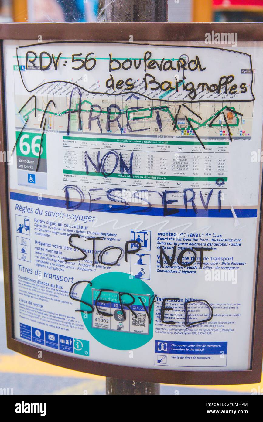 France, Ile-de-France, Paris, transports, arrêt de bus non desservi Banque D'Images