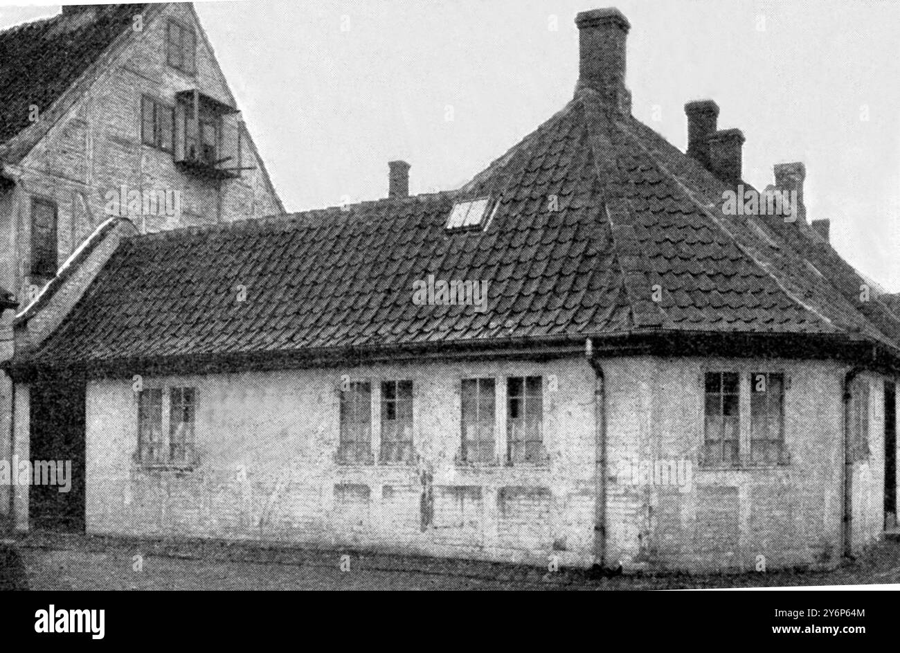 Lieu de naissance de Hans Christian Andersen, aujourd'hui musée à Odense, Danemark. Dans la maison où Hans christian Andersen est né, toutes les reliques de l'auteur ont été rassemblées - ses meubles, ses biens personnels, et la découpe de papiers illustrés avec lesquels il amusait ses enfants-amis. 01-01-1908. L'année 2005 marque le 200e anniversaire de la naissance de Hans Christian Andersen. Pour cette raison, il y aura une célébration mondiale pour se souvenir et honorer l'auteur danois. Banque D'Images