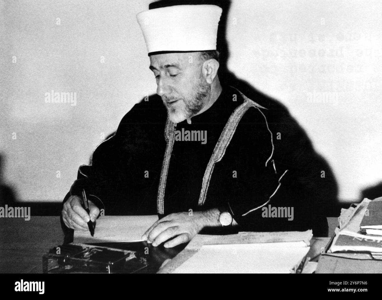 Grand mufti Haj Amin al-Husseini à son bureau. Banque D'Images