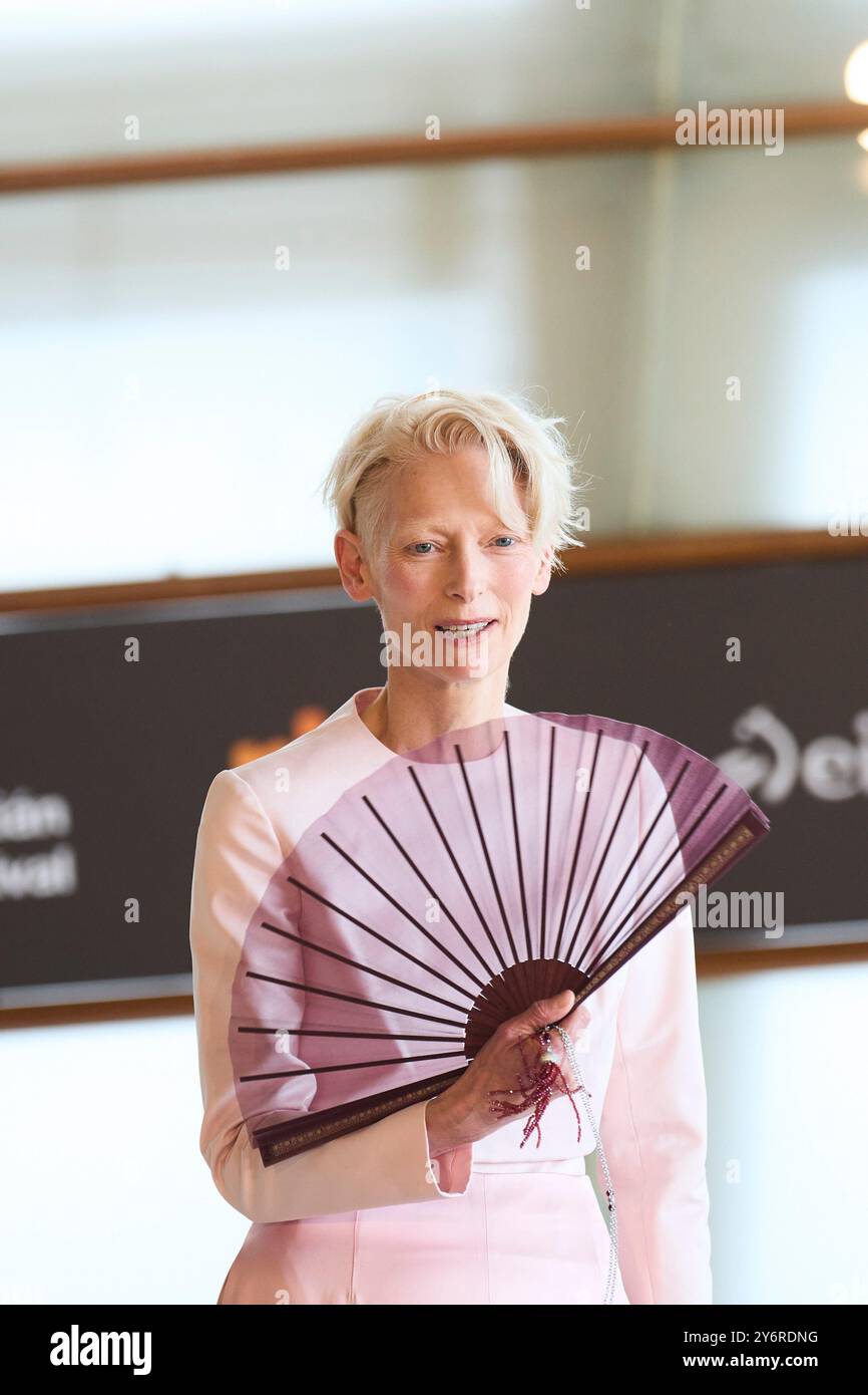 26 septembre 2024, Saint-Sébastien, Espagne : TILDA SWINTON a assisté à l'appel photo 'The Room Next Door' lors du 72ème Festival international du film de San Sebastian au Palais Kursaal. (Crédit image : © Jack Abuin/ZUMA Press Wire) USAGE ÉDITORIAL SEULEMENT! Non destiné à UN USAGE commercial ! Banque D'Images
