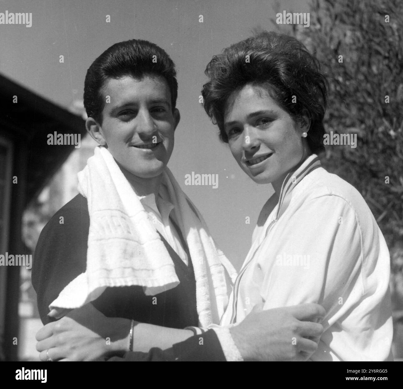 CARMEN HERNANDEZ CORONADO ET JOSE EDISON MANDARINO À L'HÔTEL CARLTON / 30 MARS 1962 Banque D'Images