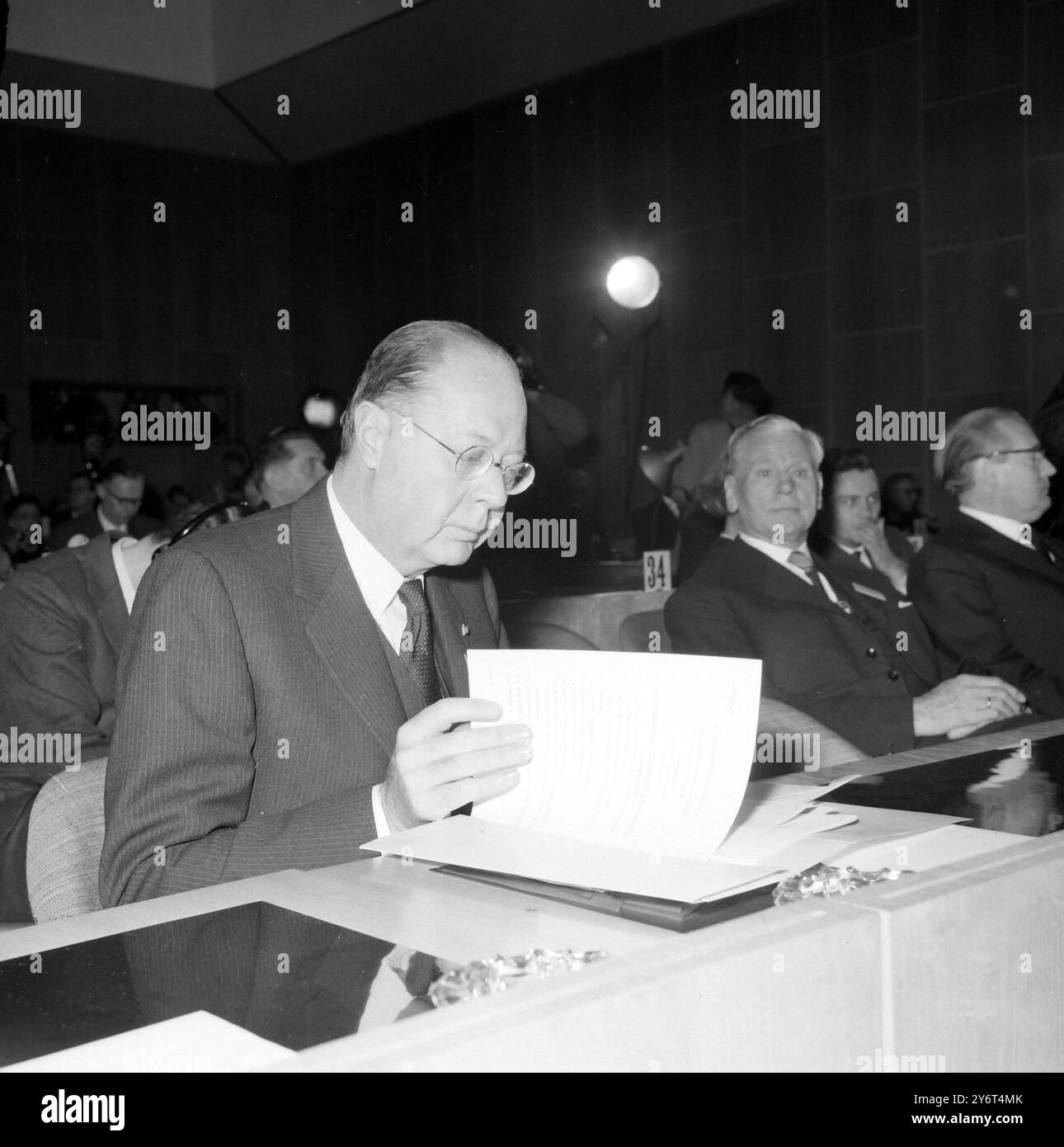 JOHN BUCHAN ART ATLANTIC CONVENTION À NEW YORK / 10 JANVIER 1962 Banque D'Images