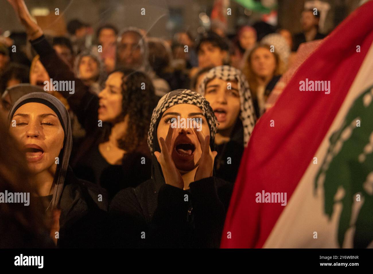 Londres, Royaume-Uni. 26 SEP, 2024. Alors que Netanyahou rejette le cessez-le-feu de 21 jours au Liban, les manifestants se sont rassemblés devant Downing Street, exigeant que le Royaume-Uni prenne des mesures plus décisives pour instaurer un cessez-le-feu au Liban et à Gaza. Aubrey Fagon/Alamy Live News Banque D'Images