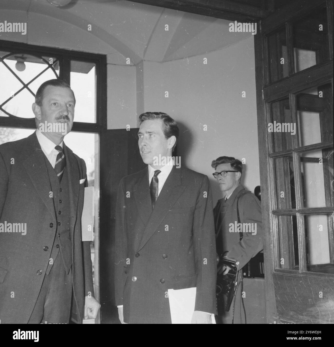 ANTONY ARMSTRONG JONES À LA CONFÉRENCE DE PRESSE DU ZOO LE 20 AVRIL 1961 Banque D'Images