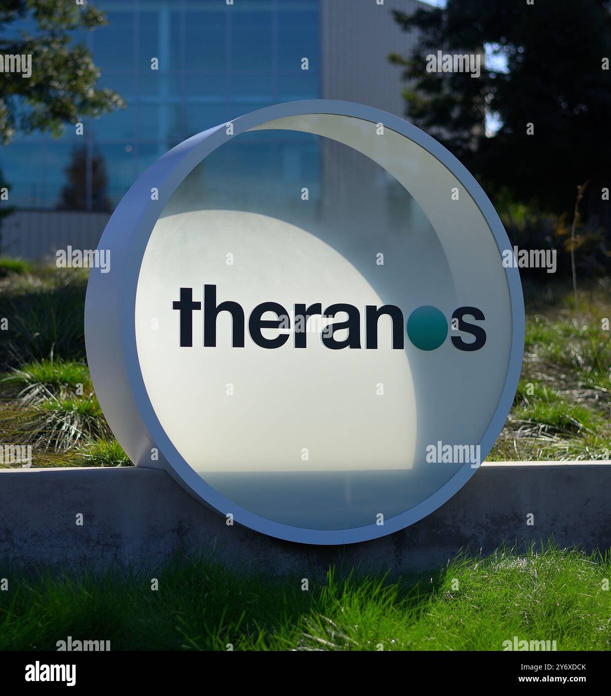 La société de diagnostic tests theranos est passé de chaud à troublé dans juste un couple de semaines (novembre 2015), Palo Alto CA Banque D'Images