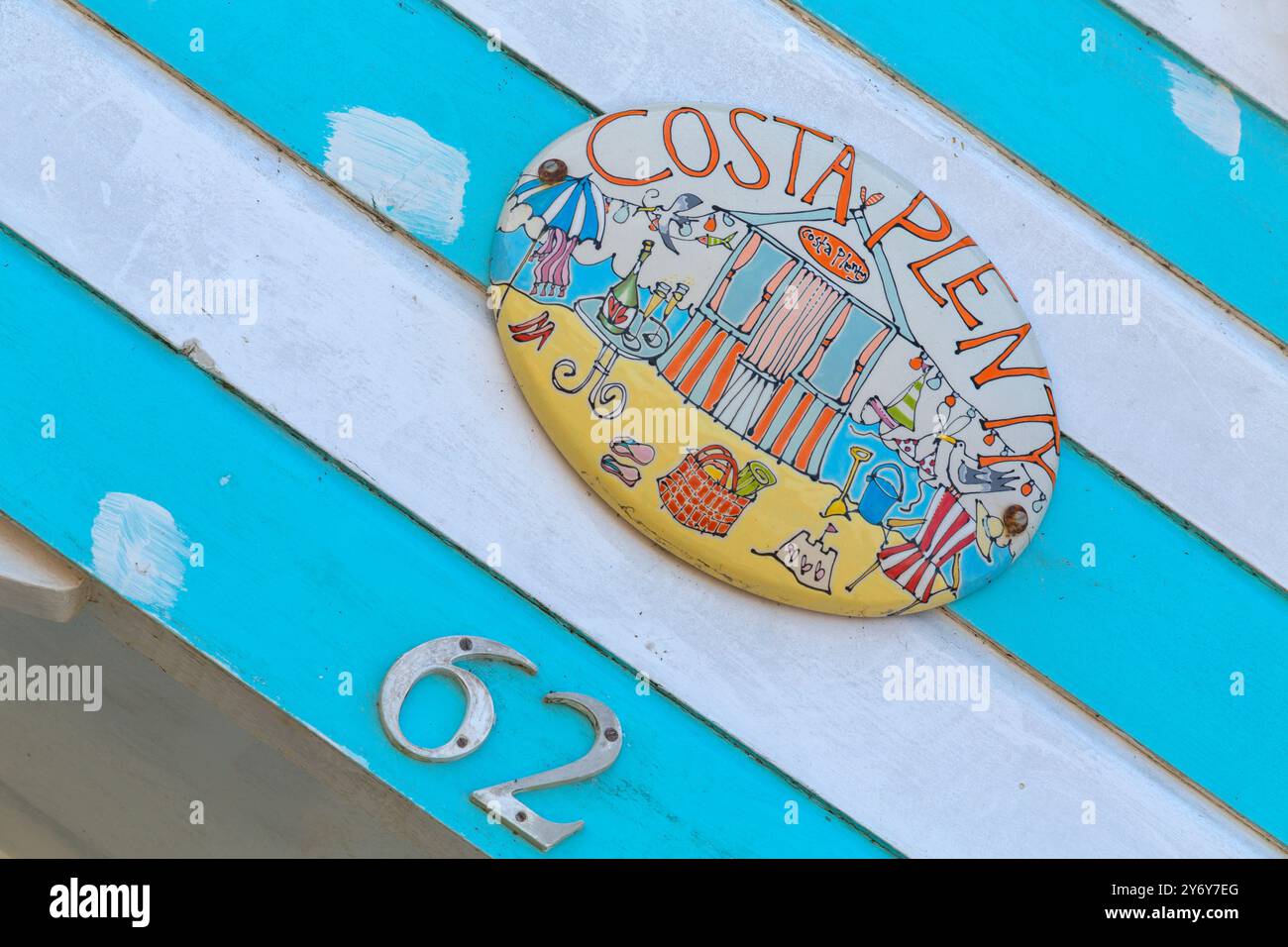 Détail de la cabane de plage Costa Plenty à Southwold, Suffolk, Royaume-Uni en avril Banque D'Images