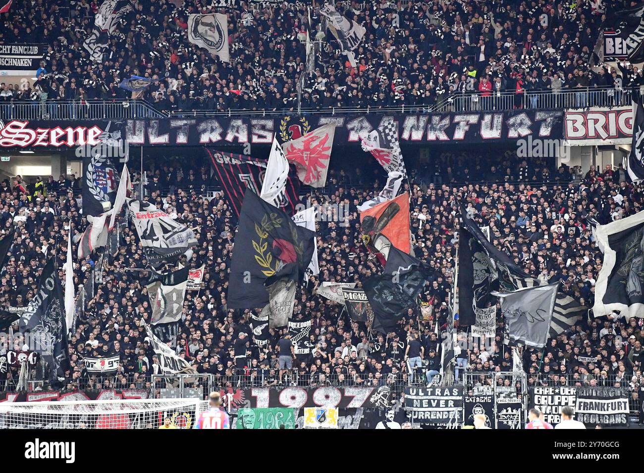 Francfort, Allemagne. 26 septembre 2024. Fussball UEFA Europa League 1. Spieltag Eintracht Frankfurt - Viktoria Pilsen AM 26.09.2024 im Deutsche Bank Park in Frankfurt Frankfurter Fankurve Foto : Revierfoto crédit : ddp Media GmbH/Alamy Live News Banque D'Images
