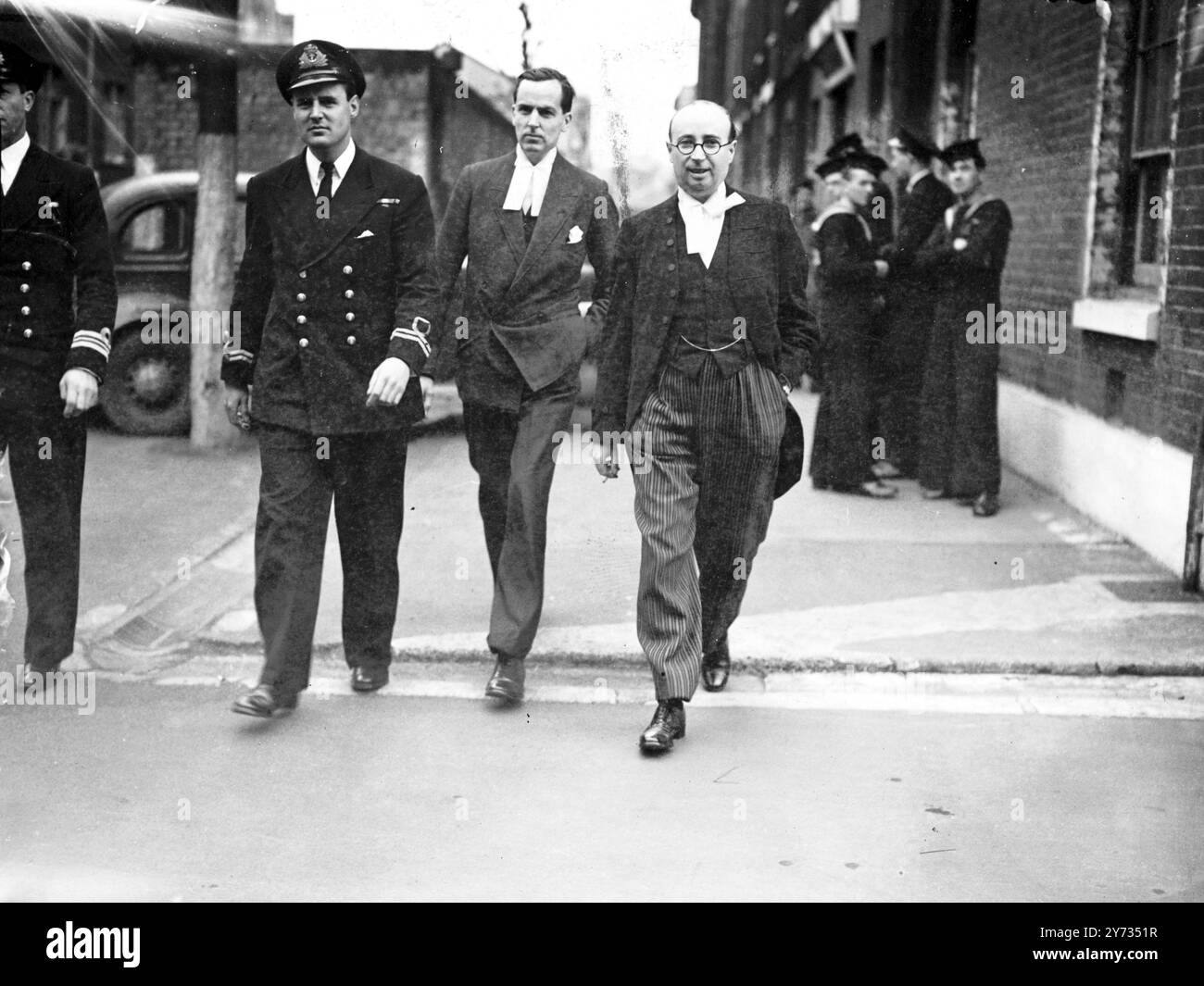 Stoke Henry Herbert Rose a fait face à 3 accusations à la cour martiale de Portsmouth aujourd'hui pour avoir traîtristement donné des renseignements aux Allemands alors qu'il était prisonnier de guerre. 20 mars 1946 Banque D'Images