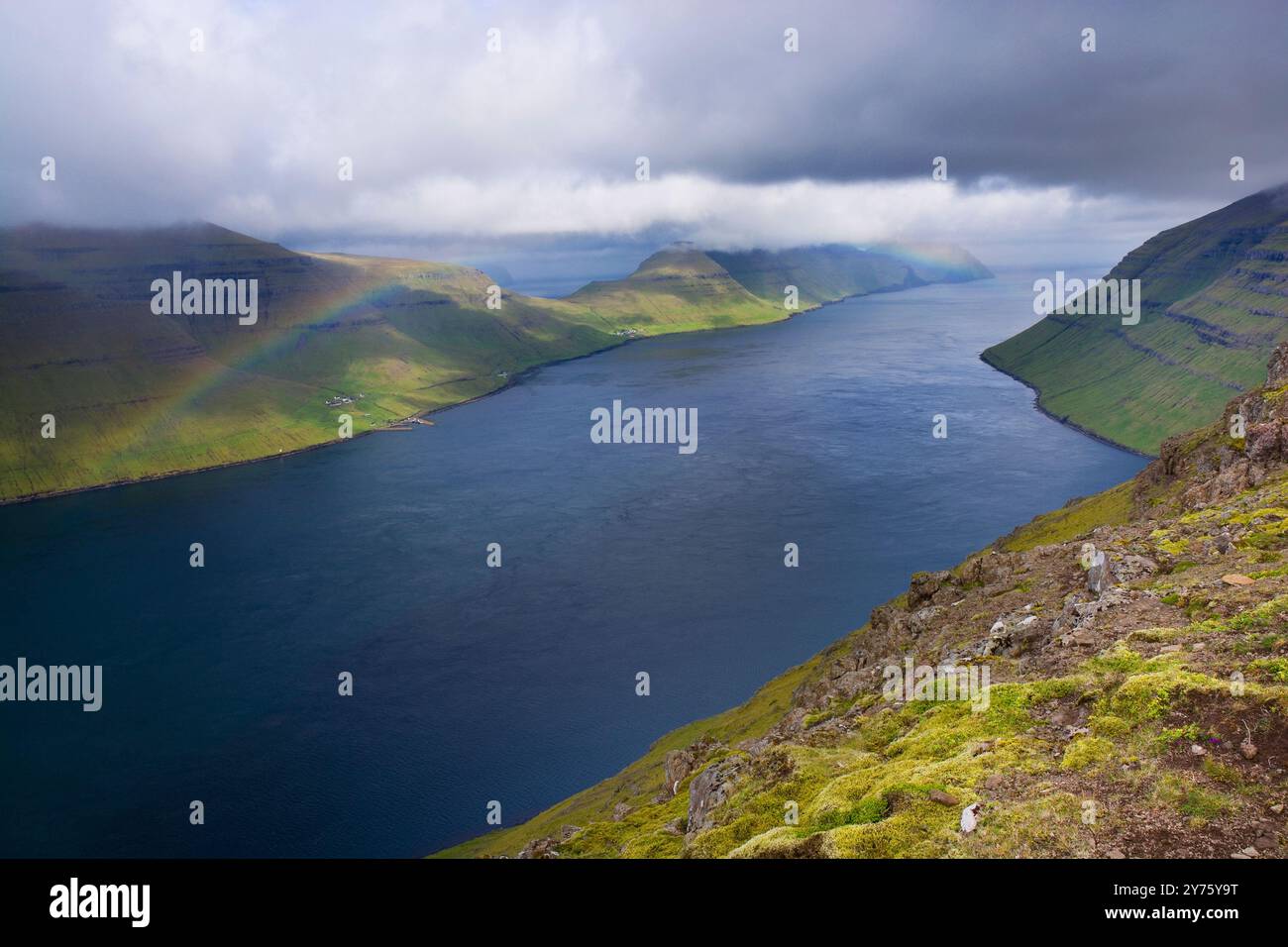 Vue depuis le point de vue Klakkur dans les îles Féroé Banque D'Images