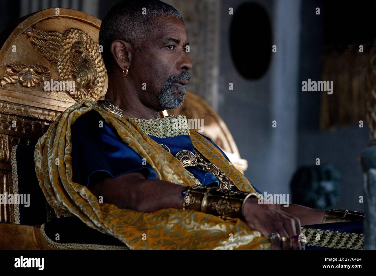 DENZEL WASHINGTON dans GLADIATOR II (2024), réalisé par RIDLEY SCOTT. Crédit : PARAMOUNT PICTURES / album Banque D'Images