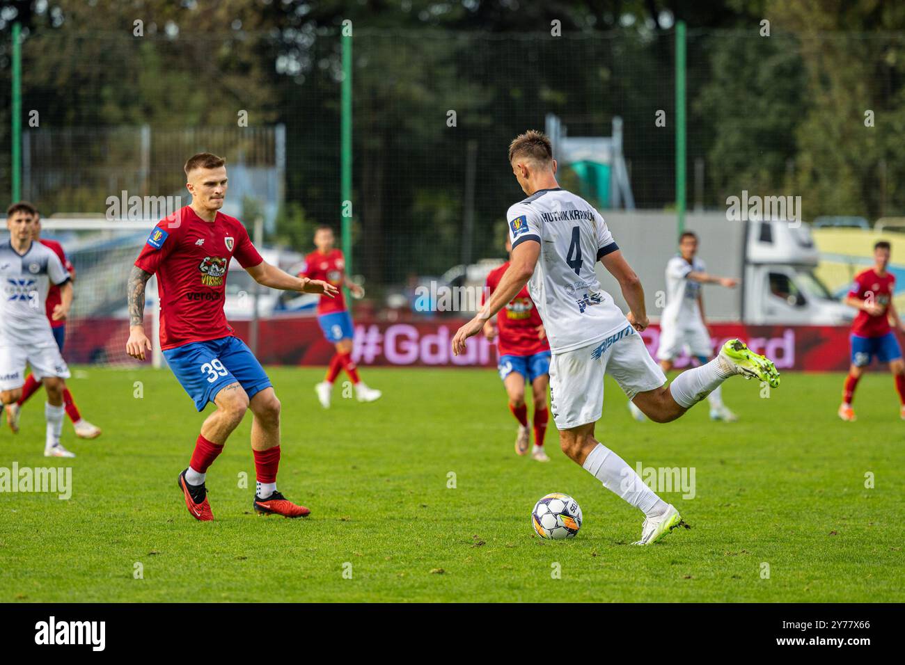 CRACOVIE 25.09.2024 PILKA NOZNA, FORTUNA PUCHAR POLSKI, SEZON 2024 2025, RUNDA 1 HUTNIK KRAKOW VS PIAST GLIWICE N/Z LUKASZ KEDZIORA, MACIEJ ROSOLEK PIOT Banque D'Images