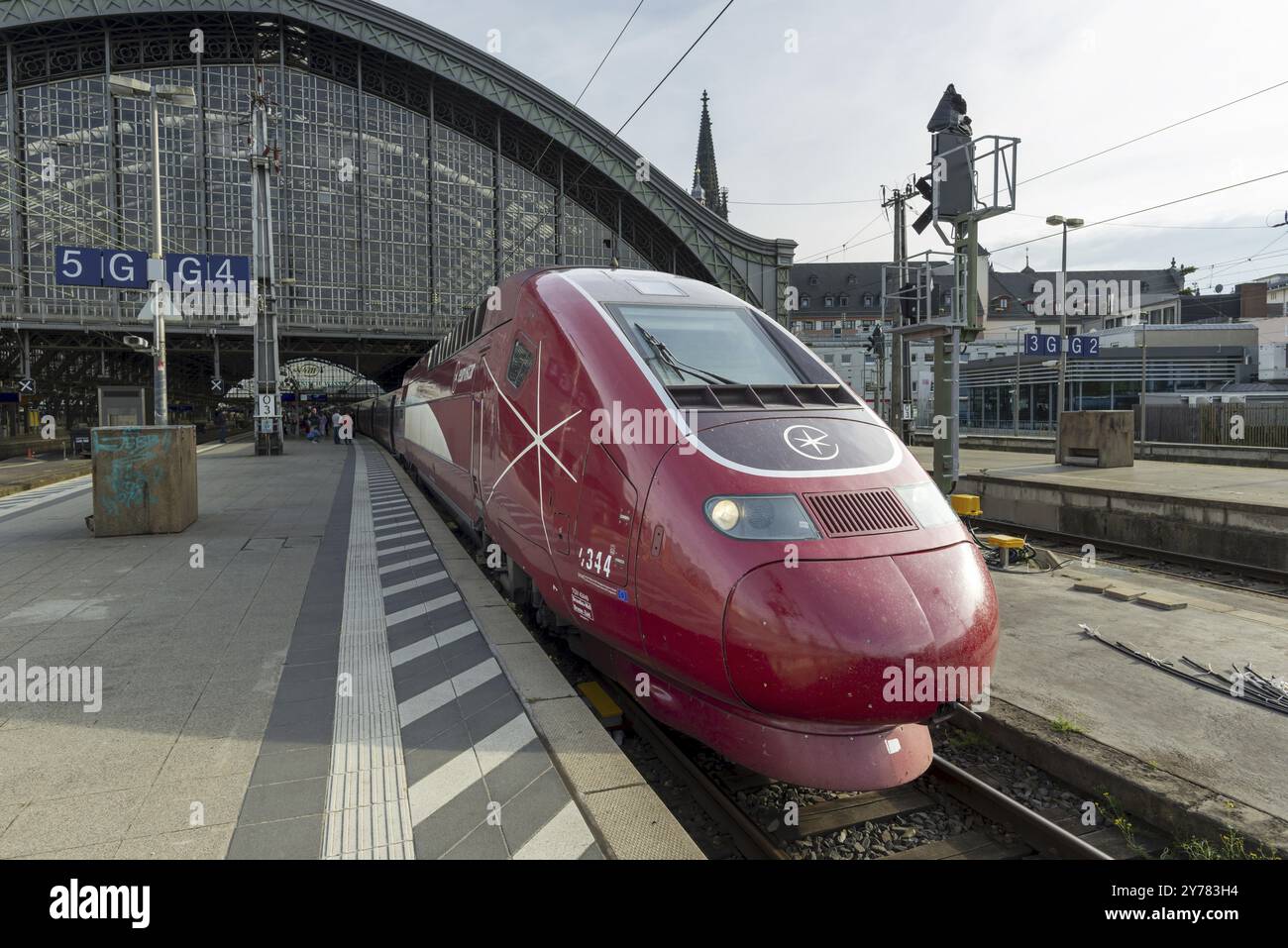 Train Eurostar prêt à partir pour Paris, Gare centrale de Cologne, Cologne, Rhénanie du Nord-Westphalie, Allemagne, Europe Banque D'Images