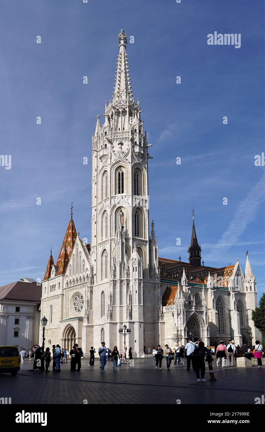 Église Matthias sur la colline du château à Budapest, église gothique historiquement importante construite au XIVe siècle Banque D'Images