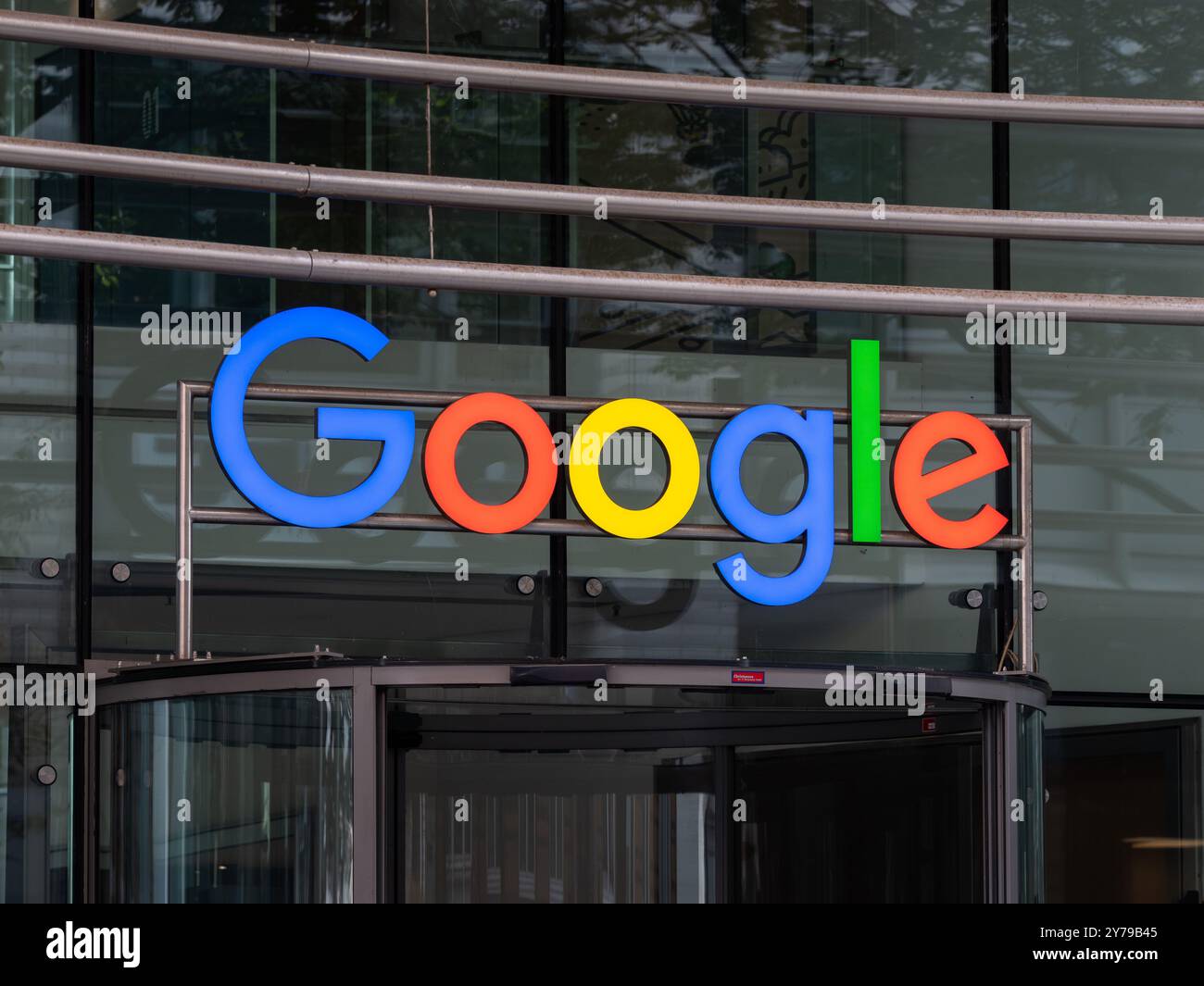 Logo Google signe de la société américaine de technologie de l'information. Internet business et grand employeur. Services et logiciels de données et d'IA. Banque D'Images
