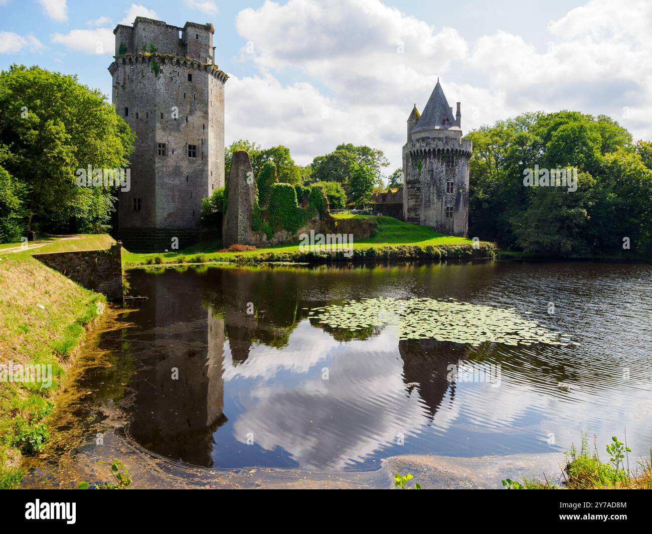 Tours elfiques, forteresse Largoet, Elven, Morbihan, France Banque D'Images