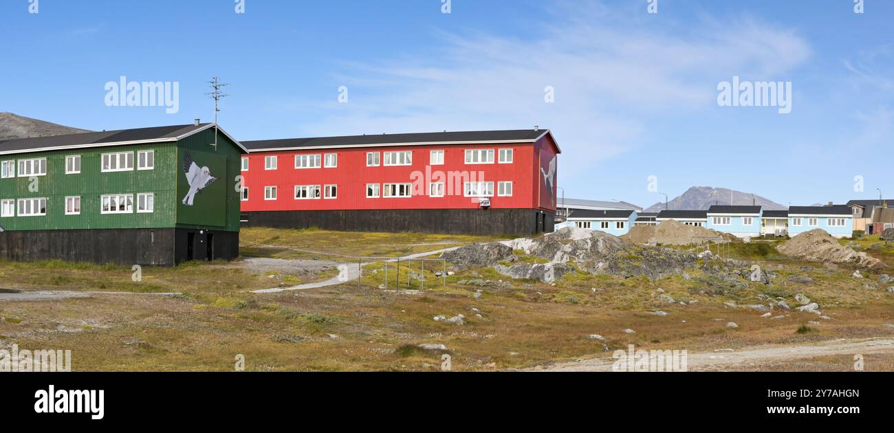Nanortalik, Groenland - 27 août 2024 : vue panoramique de la petite ville de Nanortalik dans le sud du Groenland Banque D'Images