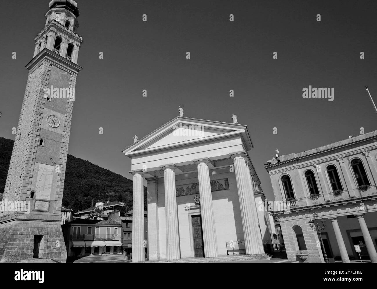 Valdobbiadene, la monumentale Piazza Marconi. Province de Trévise, Vénétie. Italie Banque D'Images