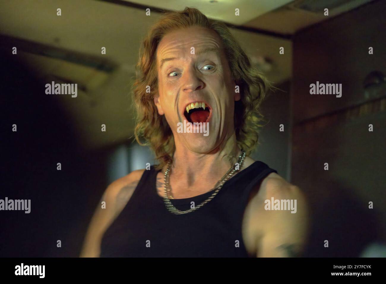 DAMIAN LEWIS dans THE RADLEYS (2024), réalisé par EUROS LYN. Crédit : PHOTOS GENESIUS / album Banque D'Images