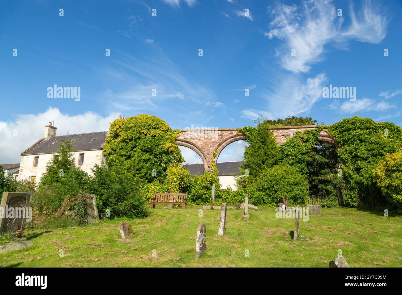 Alyth Arches trois imposantes vieilles arches en pierre qui faisaient partie de l'ancienne église paroissiale Banque D'Images