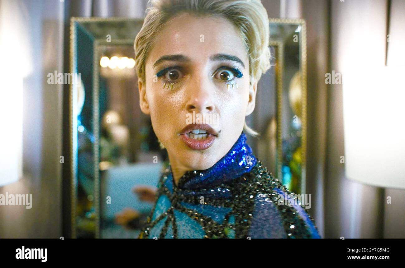 SMILE 2 - 2024 film Paramount Pictures avec Naomi Scott dans le rôle de la chanteuse Skye Riley Banque D'Images