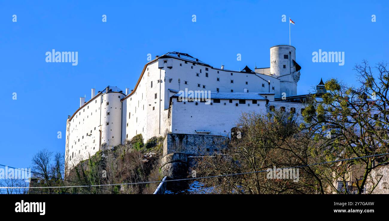 Forteresse de Hohensalzburg sur le Festungsberg à Salzbourg, Autriche. Banque D'Images Forteresse de Hohensalzburg sur le Festungsberg à Salzbourg, Autriche. Banque D'Images