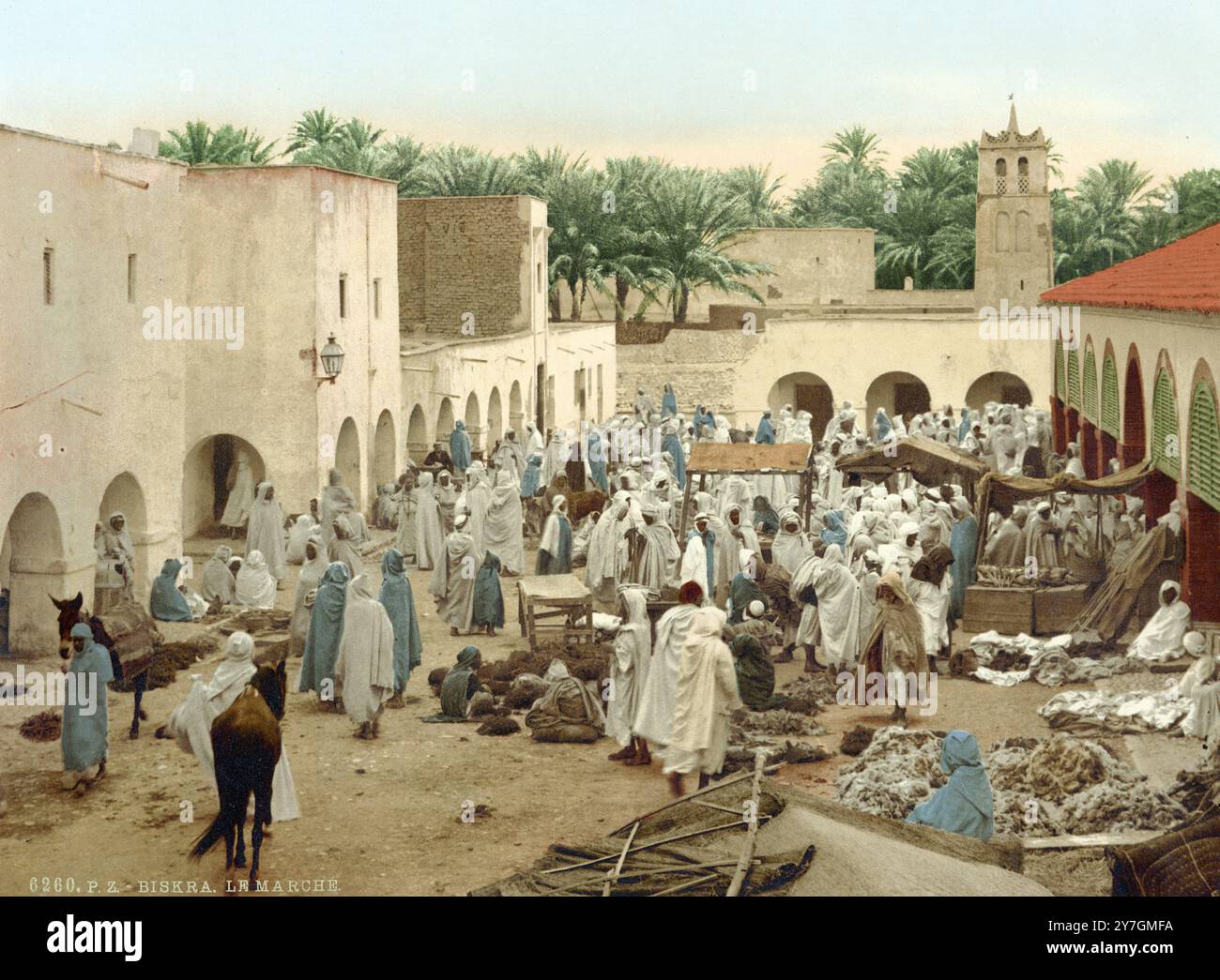 Marché dans la vieille ville de Biskra, Algérie, CA 1890, historique, restauré numériquement reproduction d'un original du 19ème siècle, date d'enregistrement non indiquée / , Markt in der Altstadt von Biskra, algérien, Historisch, digital restaurierte reproduction von einer Vorlage aus dem 19. Jahrhundert, date du dossier non précisée Banque D'Images