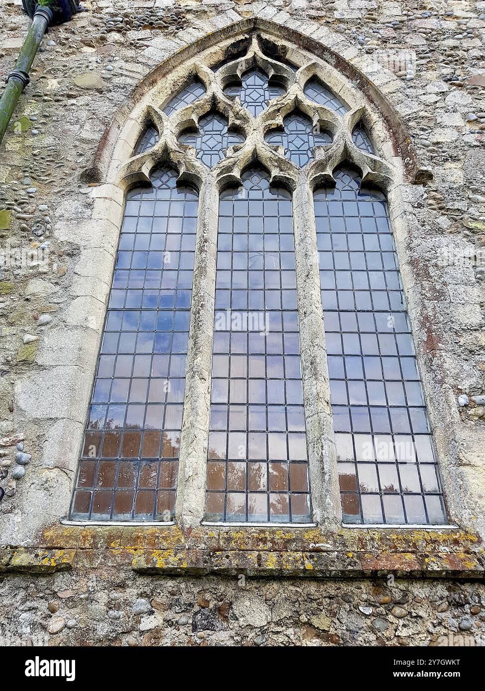 Détail de fenêtre d'une église médiévale dans le comté de Suffolk, Royaume-Uni. Banque D'Images