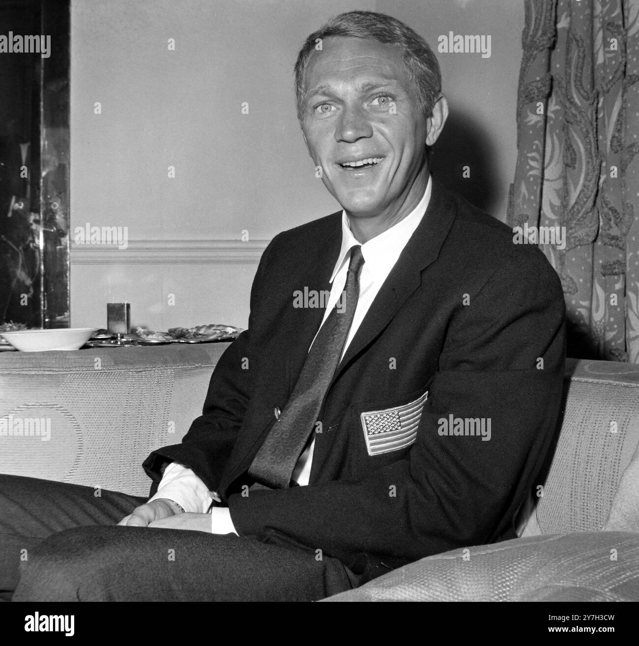 24 AOÛT 1964 L'acteur américain Steve McQueen qui est sur le point de prendre part à une équipe de quatre à l'épreuve internationale de moto de six jours en Allemagne de l'est. Londres, Angleterre. Banque D'Images