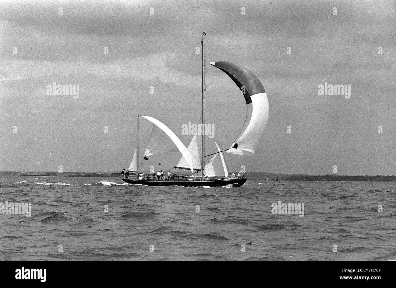 YACHTING ROYAL BLOODHOUND NEW YORK YACHT CLUB CHALLENGE CUP VACHE ; 6 AOÛT 1964 Banque D'Images