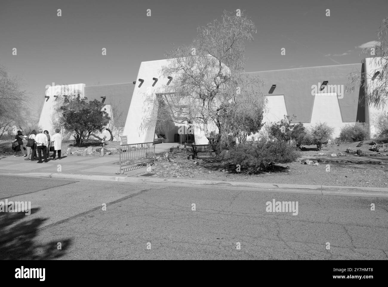 Une variété d'objets exposés sur une table au Las Vegas Natural History Museum, Nevada, États-Unis. Banque D'Images
