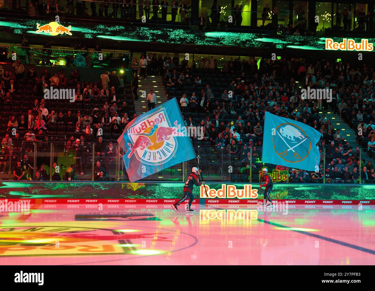 Munich, Allemagne. 27 septembre 2024. SAP Garden avec effets de lumière dans le match amical du Global Series Challenge EHC RB MUENCHEN - BUFFALO SABRES 0-5 au SAP Garden à Munich, Allemagne, le 27 septembre 2024. Saison 2024/2025, Journée x, photographe : ddp images/STAR-images crédit : ddp Media GmbH/Alamy Live News Banque D'Images