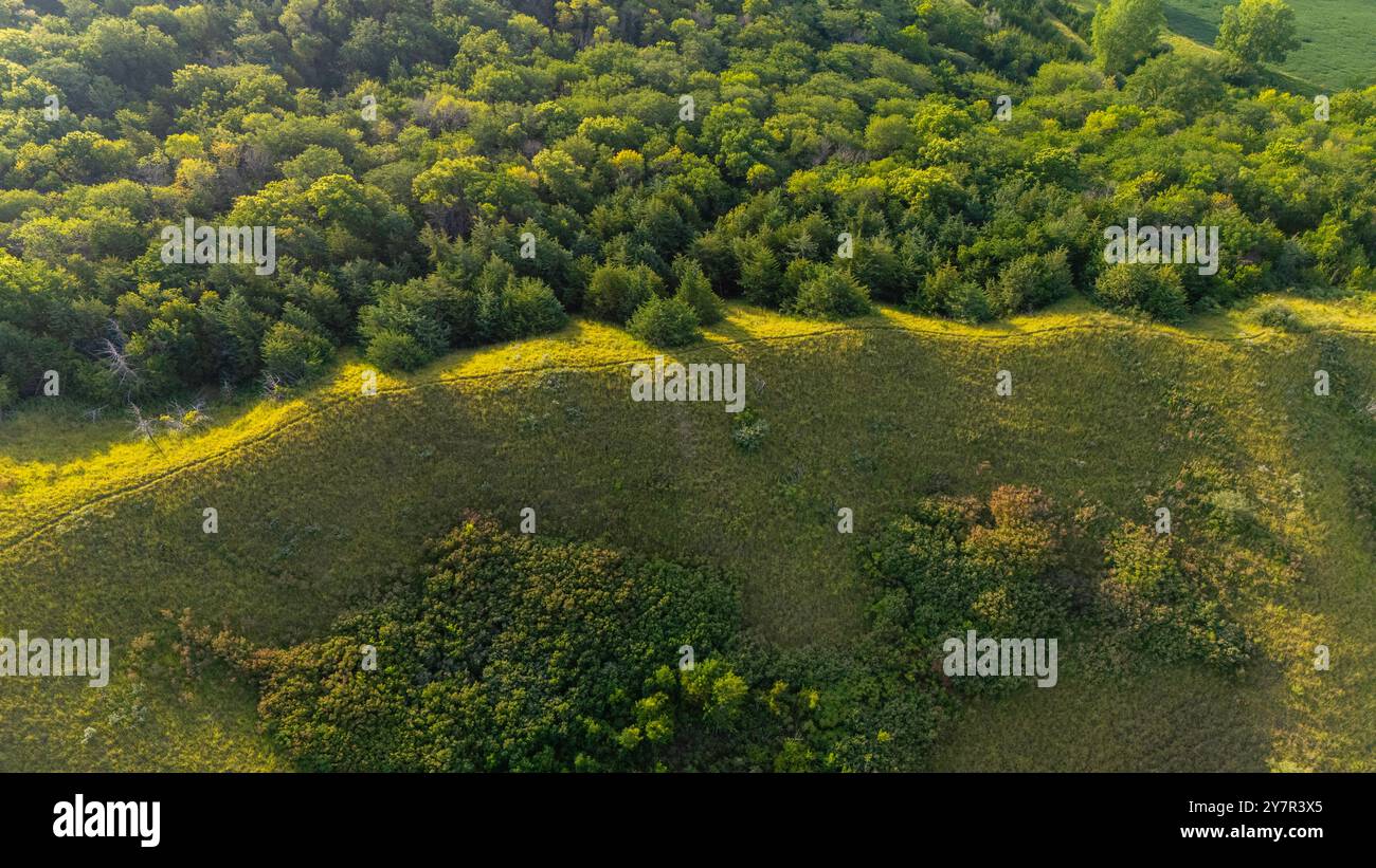 Photographie aérienne de Folsum point Preserve, une propriété protégée par la nature Conservancy dans le comté rural de Mills/Pottawattamie, Iowa, États-Unis. Banque D'Images