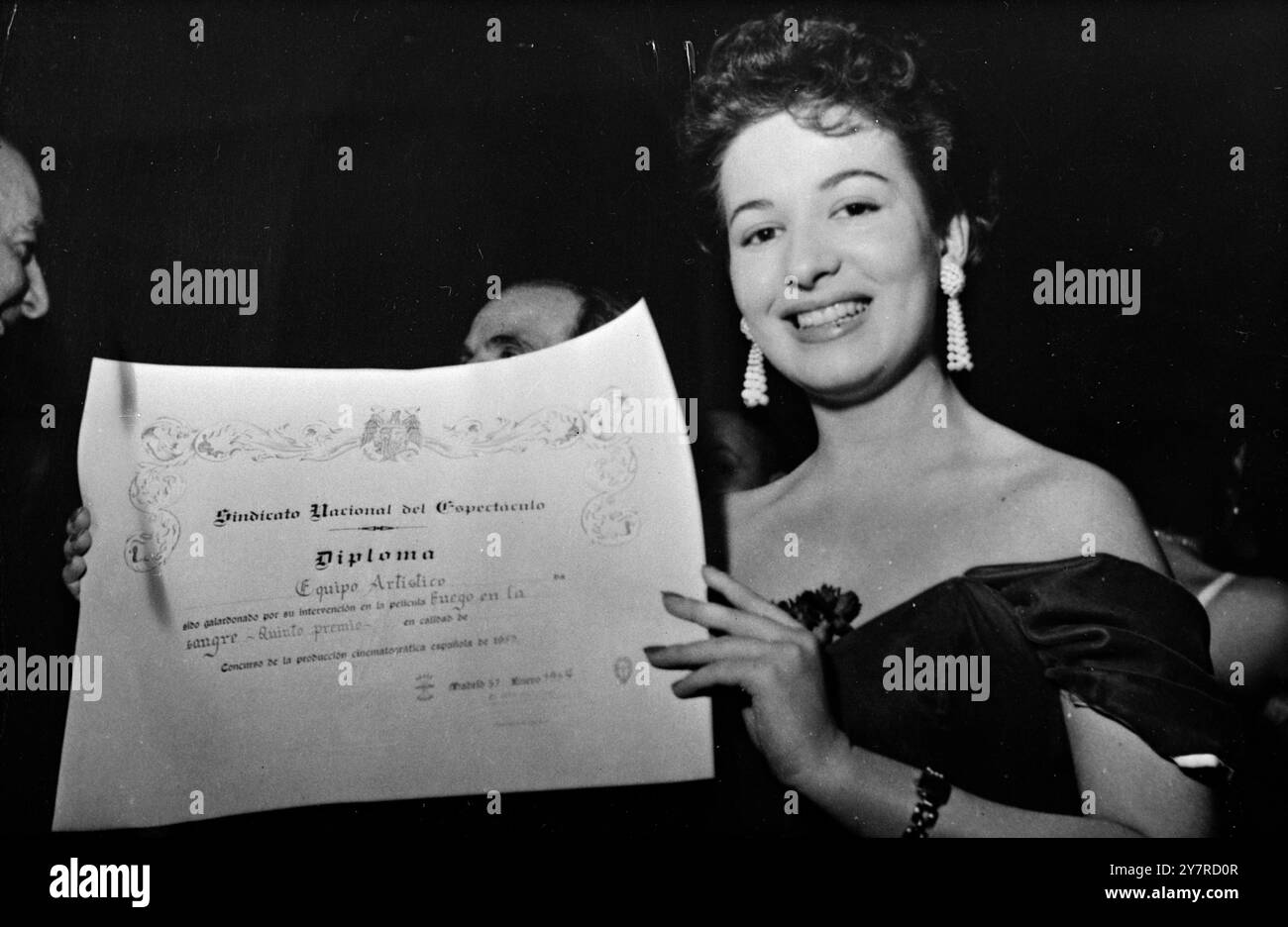 PRIX DU FILM ESPAGNOL. Des prix annuels du monde du cinéma espagnol ont été remis par la Direction générale de la cinématographie à Madrid, Espagne. Photo INP montre la belle Marisa de Leza, gagnante du premier prix pour son rôle dans 'Fuego en la Sangre'. Photos d'actualités internationales. Banque D'Images