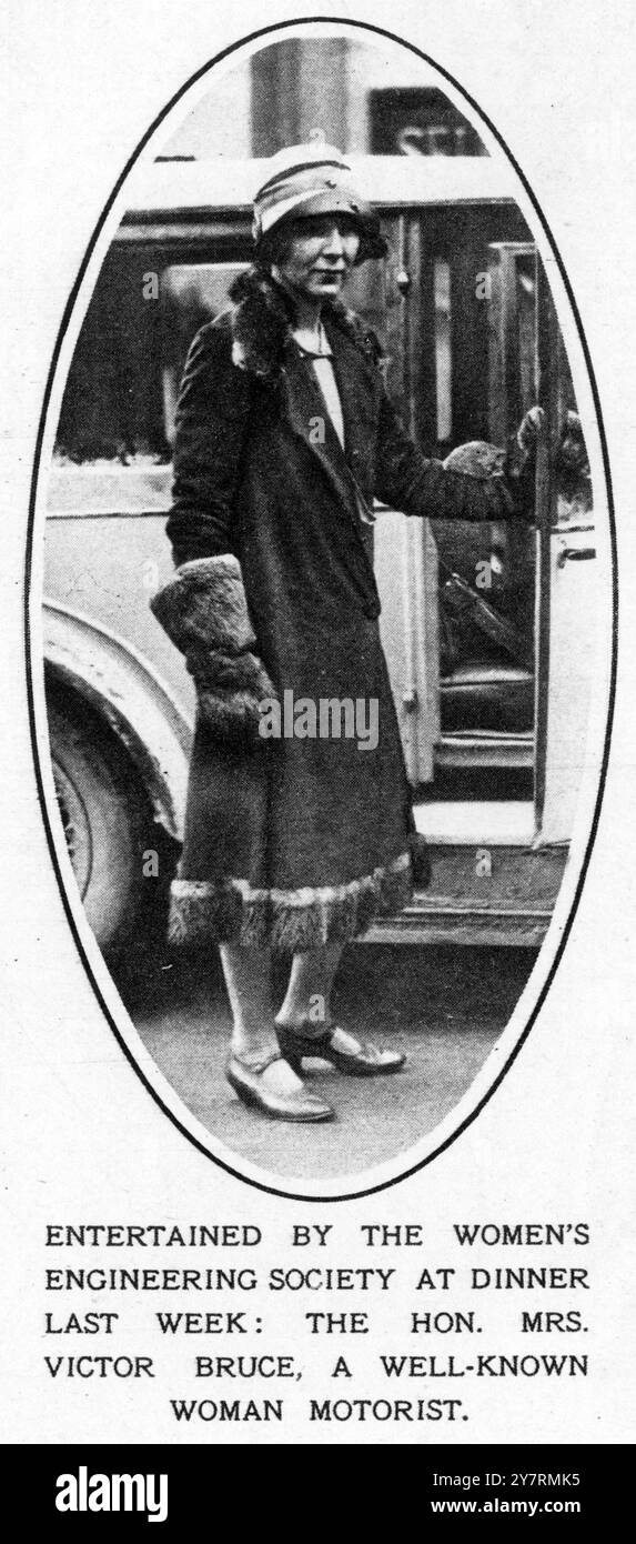 Diverti par la Women's Engineering Society au dîner de la semaine dernière : L'honorable Mme Victor Bruce, une automobiliste bien connue.24 septembre 1927 Banque D'Images