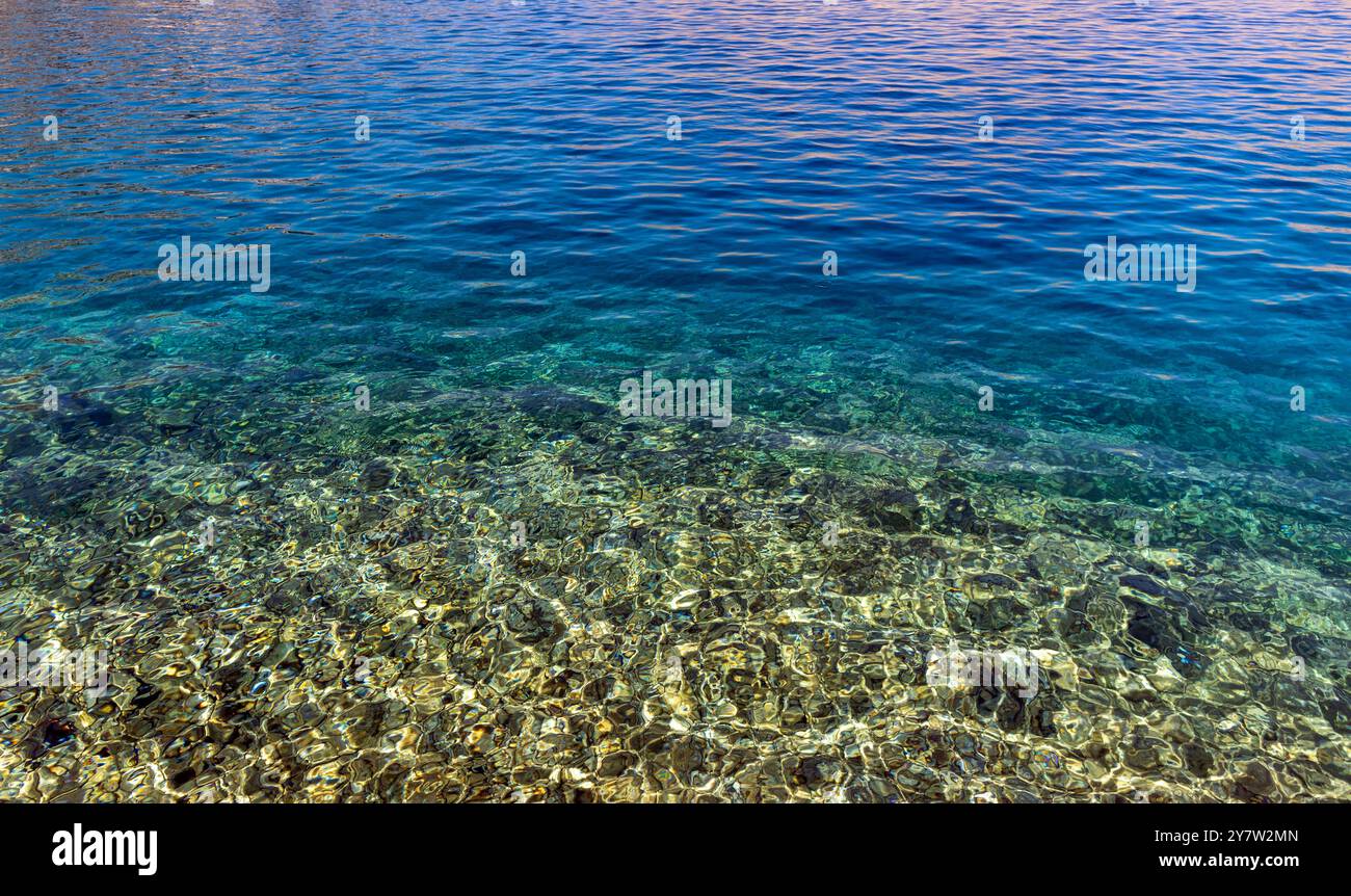 Mer Égée à Matrathouda Bay Symi Grèce Banque D'Images