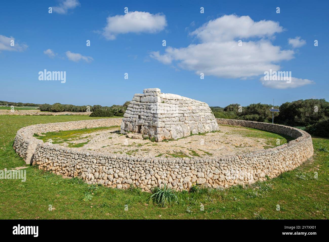 Naveta des Tudons, prototalayote, Ciutadella, Minorque, Iles Baléares, Espagne Banque D'Images