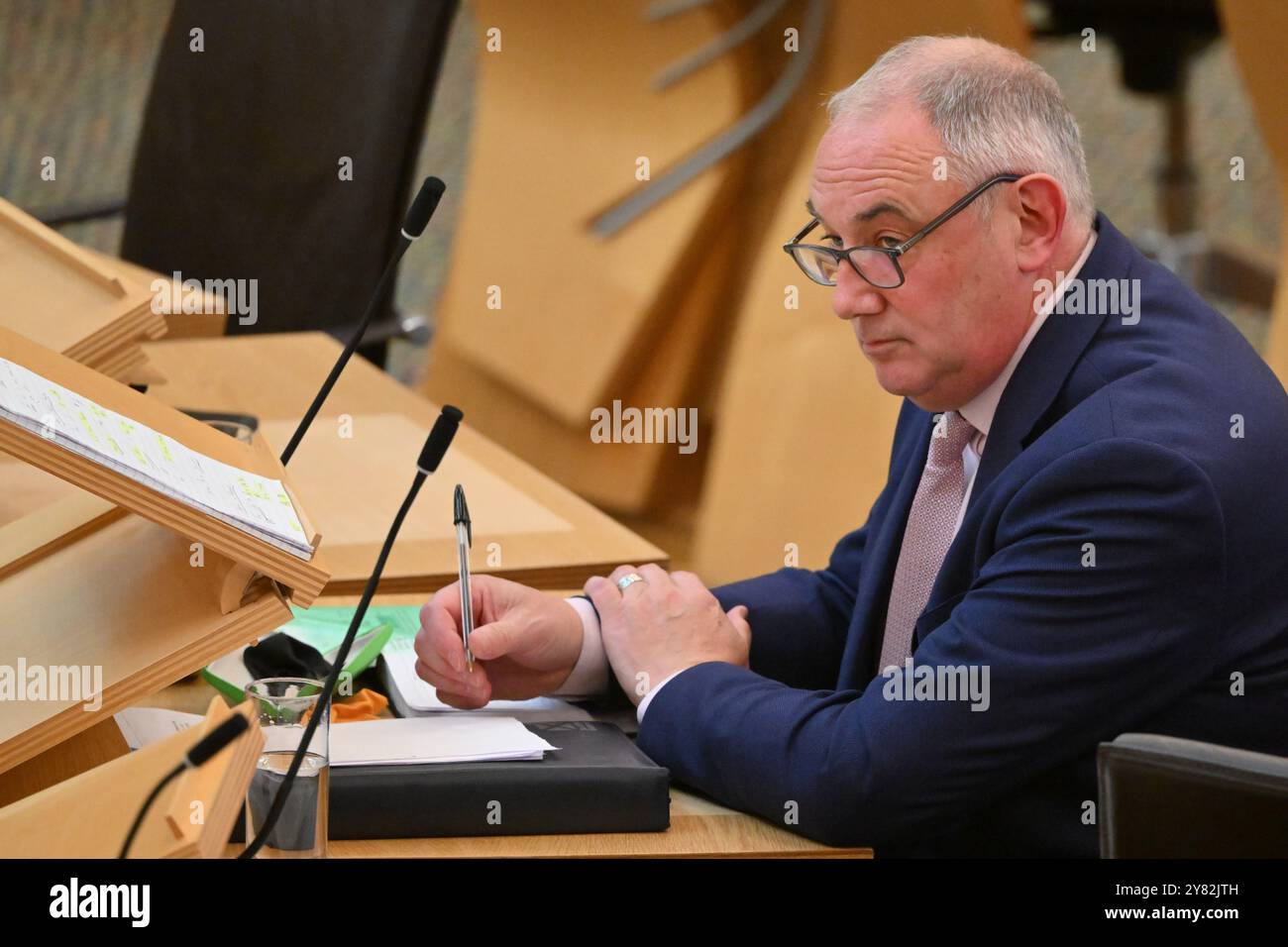 Édimbourg Écosse, Royaume-Uni 02 octobre 2024. Ministre du logement Paul McLennan MSP au Parlement écossais pour le débat du Parti travailliste écossais sur l'urgence du logement. crédit sst/alamy live news Banque D'Images