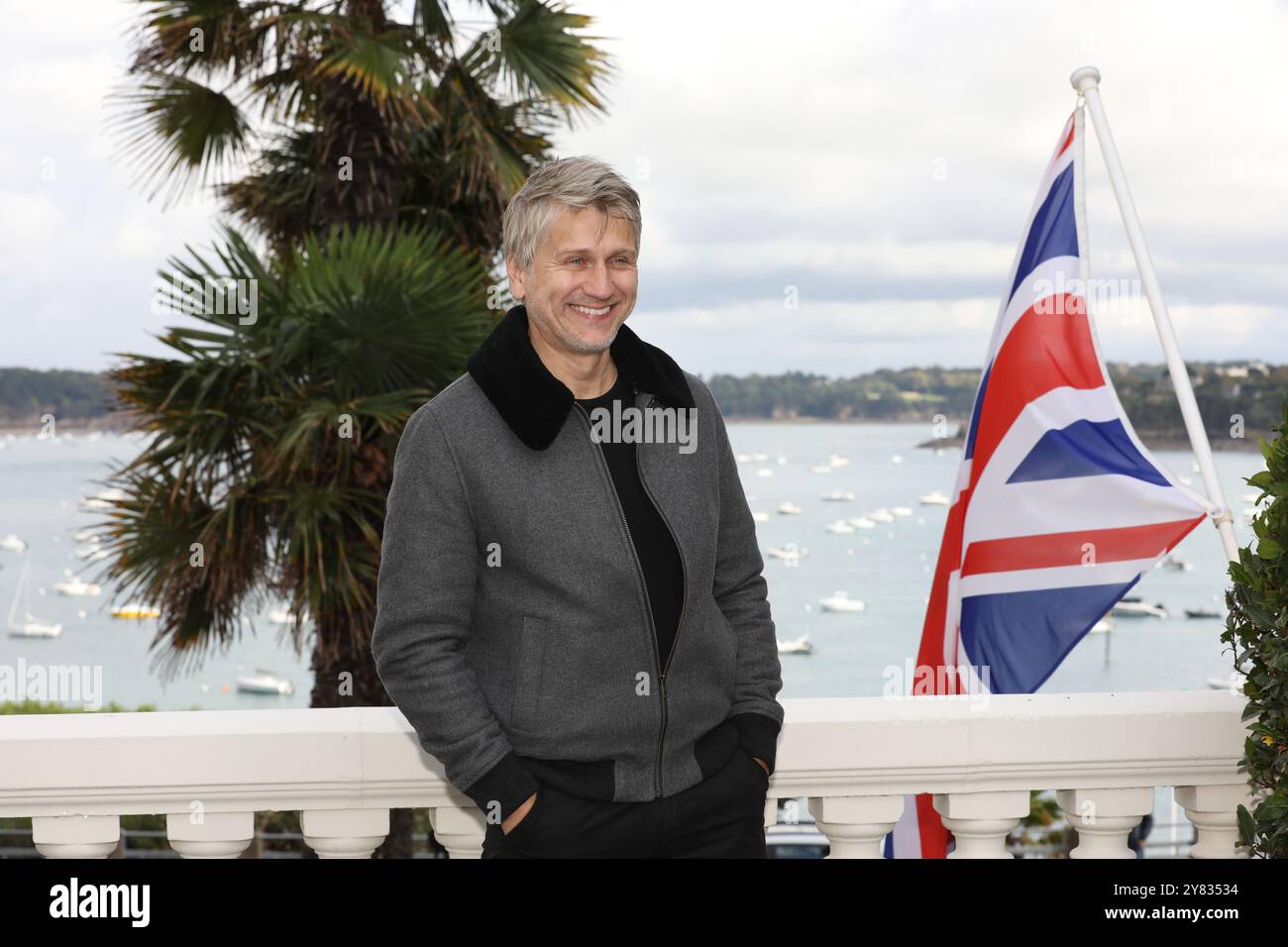 2 octobre 2024, Dinard, Bretagne, France : STANISLAS MERHAR pose pendant le jury Photocall du Dinard British & Irish film Festival 2024 à Dinard, France (crédit image : © Mickael Chavet/ZUMA Press Wire) USAGE ÉDITORIAL SEULEMENT! Non destiné à UN USAGE commercial ! Banque D'Images