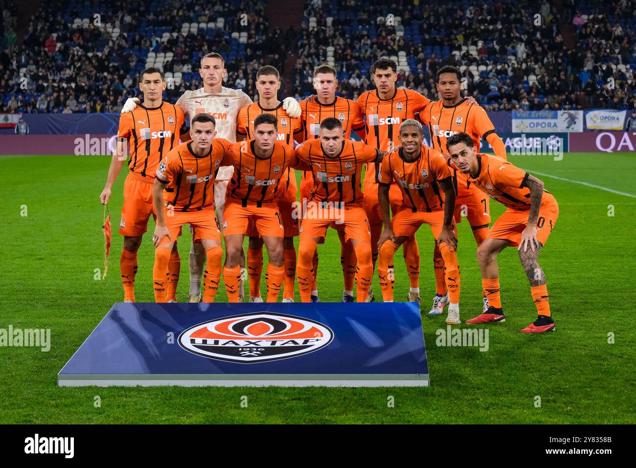 Teamfoto Schachtar Donezk, GER, Schachtar Donezk v. Atalanta Bergamo, Fussball, UEFA Champions League, 2. Spieltag, Spielzeit 2024/2025, 02.10.2024. Foto : Eibner-Pressefoto/Florian Wiegand Banque D'Images