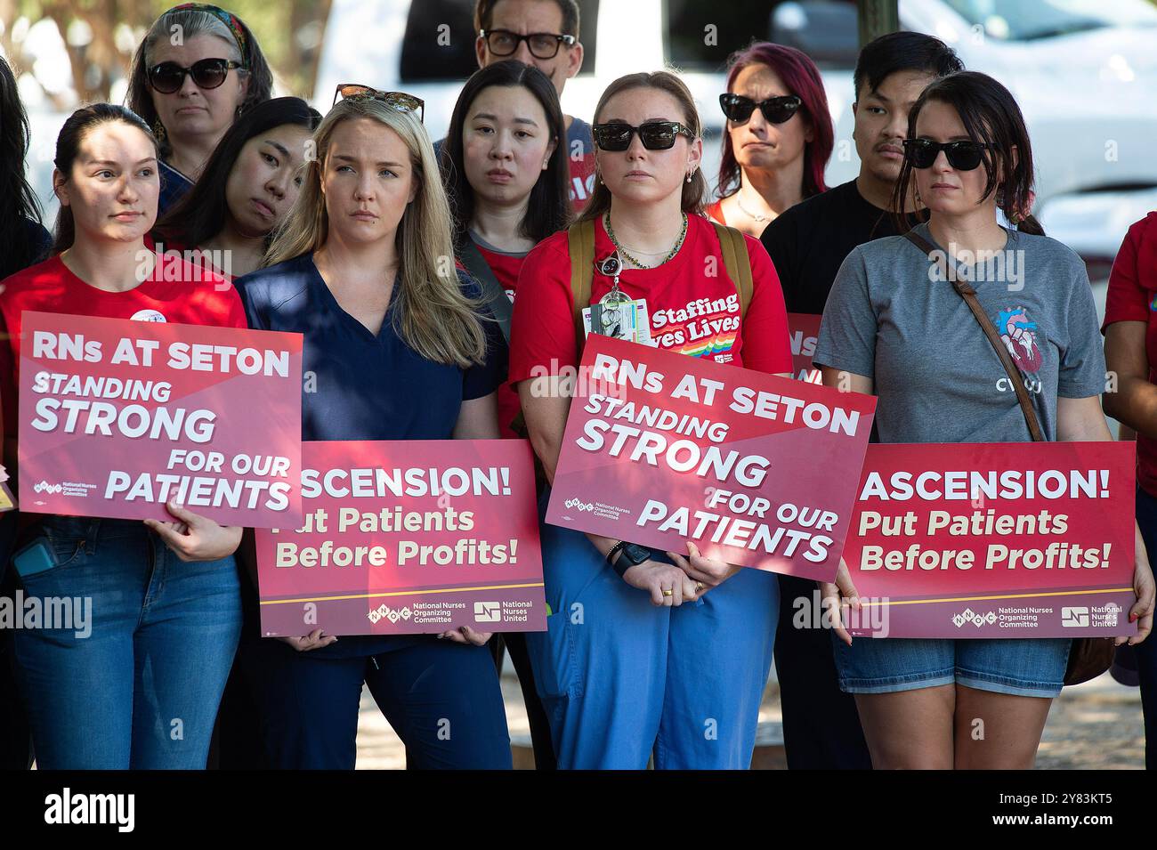 2 octobre 2024 : les infirmières autorisées du centre médical Ascension Seton mènent un rassemblement pour la sécurité des patients et dénoncent la pénurie chronique de personnel. Austin, Texas. Mario Cantu/CSM(image crédit : © Mario Cantu/Cal Sport Media) Banque D'Images