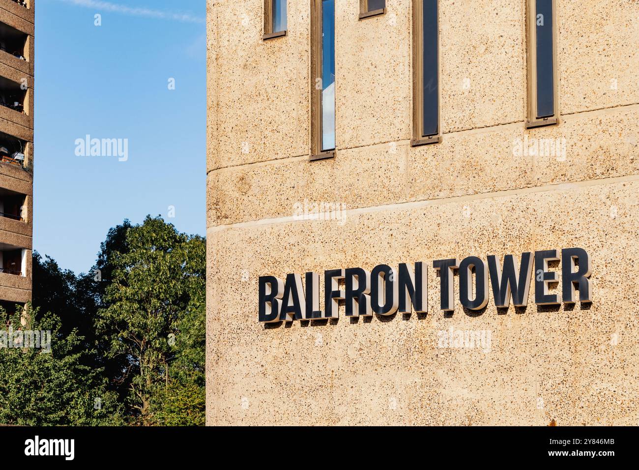 Tour Balfron résidentielle de style brutaliste par l'architecte Ernő Goldfinger au Brownfield Estate à Londres, en Angleterre Banque D'Images