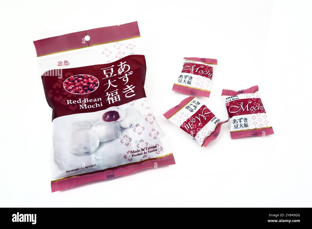 Gâteaux de riz japonais Royal Family Red Bean Mochi fabriqués avec Mochigome et Azuki Red Bean Paste fabriqués à Taiwan Banque D'Images