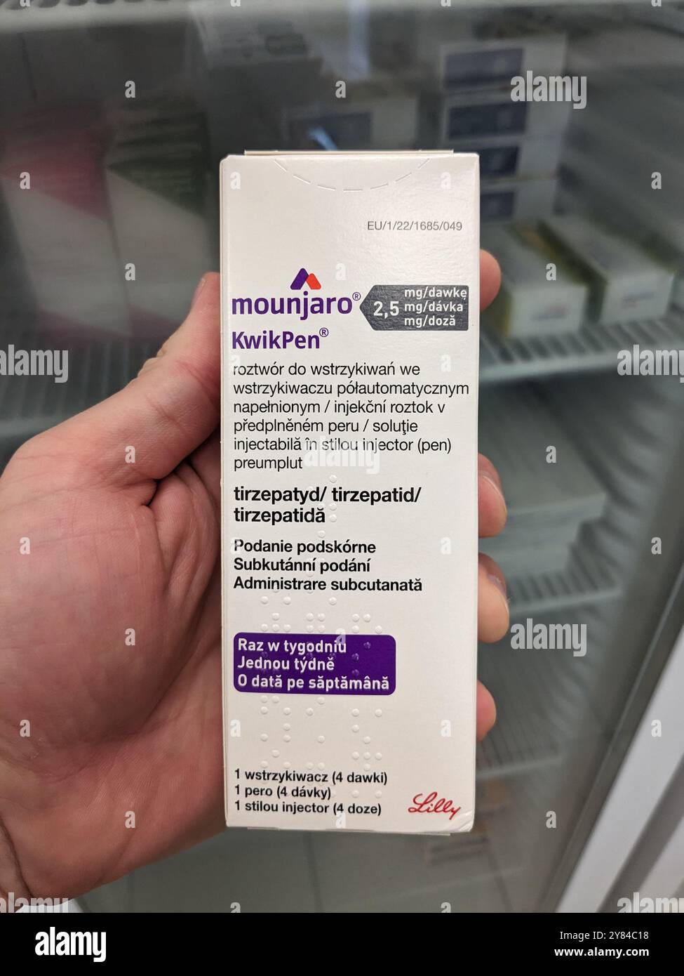 Prague, République tchèque-août 28 2024 : MOUNJARO ELI LILLY Tirzepatide stylo injection médicament antidiabétique utilisé pour le traitement du diabète de type 2 Banque D'Images
