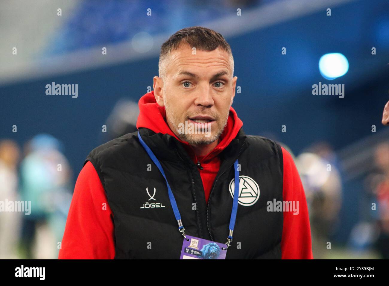 Saint-Pétersbourg, Russie. 02 octobre 2024. Artem Dzyuba (C) d'Akron vu lors du match de football de la Coupe Fonbet de Russie entre Zenit Saint-Pétersbourg et Akron Tolyatti à Gazprom Arena. Score final ; Zenit 5:1 Akron. (Photo de Maksim Konstantinov/SOPA images/SIPA USA) crédit : SIPA USA/Alamy Live News Banque D'Images