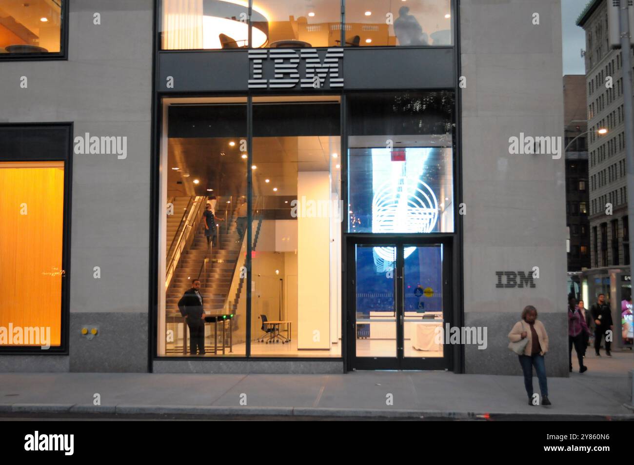 New York, États-Unis. 1er octobre 2024. Le bureau d'IBM au One Madison Avenue est vu à Manhattan, New York. (Photo de Jimin Kim/SOPA images/SIPA USA) crédit : SIPA USA/Alamy Live News Banque D'Images